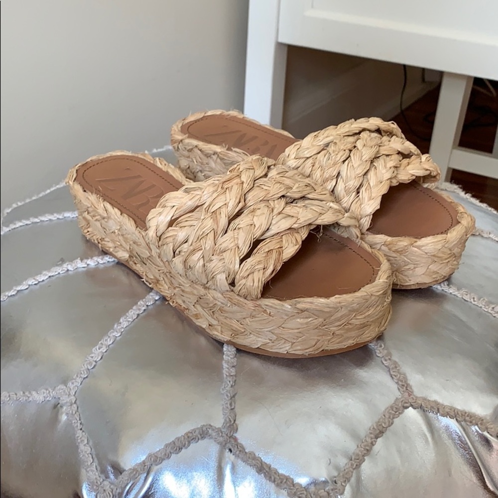 Zara raffia slides